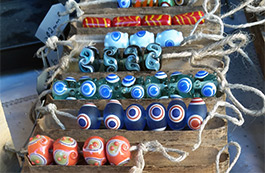 Glasperlensets Eine Reihe von Glasperlensets